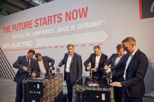 MAN baut Batteriefabrik in Nürnberg | E-Lkw, E-Busse News